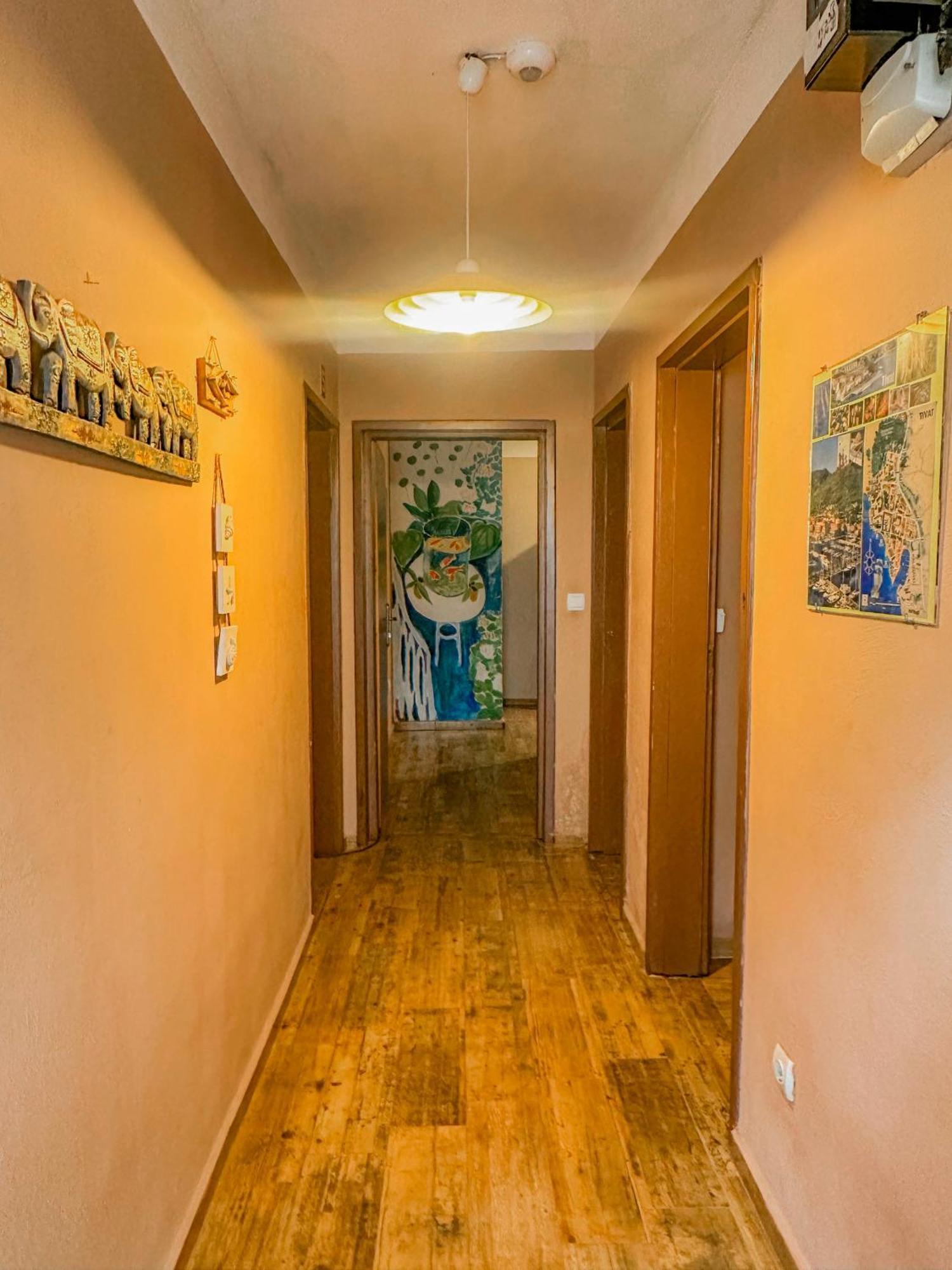 Hostel Anton Tivat Exterior photo